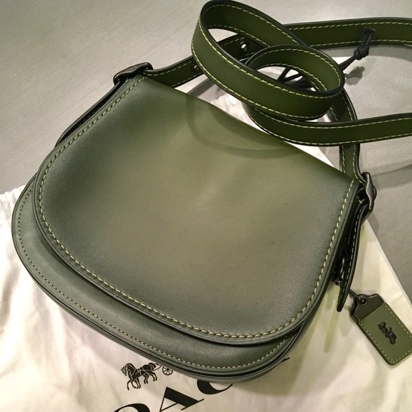 coach saddle 23